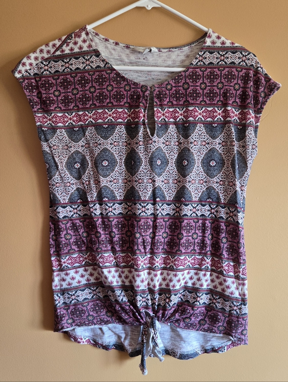 Lucky Brand Boho Printed Tie-Hem Top in Burgundy